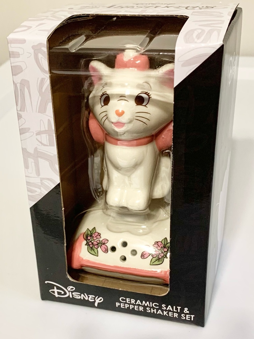 Disney Aristocats Marie Floral Salt & Pepper Shakers NEW